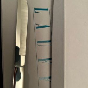 4 New High quality Stainless steel steak knives in original box